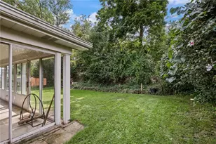 1654 Hollyrood Rd, Pittsburgh, PA 15227 - Photo 31