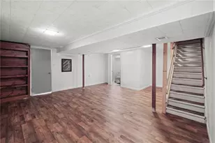 1654 Hollyrood Rd, Pittsburgh, PA 15227 - Photo 19