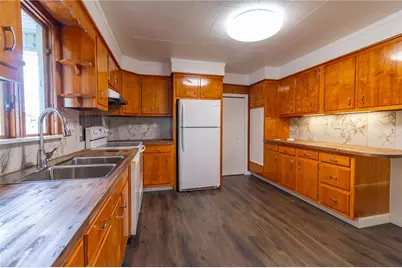 213 Plum St, Pittsburgh, PA 15239 - Photo 7