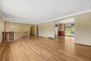 8244 Coach Ct, Pittsburgh, PA 15101 - Photo 5