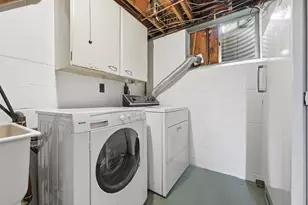 8244 Coach Ct, Pittsburgh, PA 15101 - Photo 33