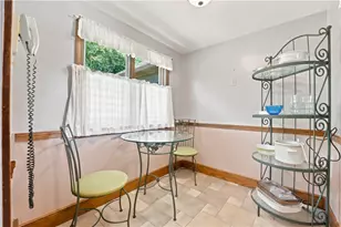 121 E Clen Moore Blvd, New Castle, PA 16105 - Photo 11