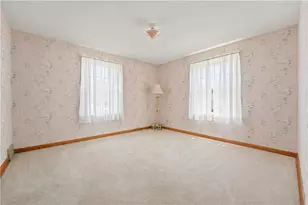 121 E Clen Moore Blvd, New Castle, PA 16105 - Photo 17