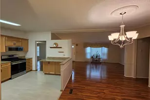 405 Vista Ln, Murrysville, PA 15668 - Photo 5
