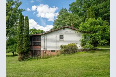 180 Ahrensville Rd, Moon-Crescent Township, PA 16301 - Photo 11