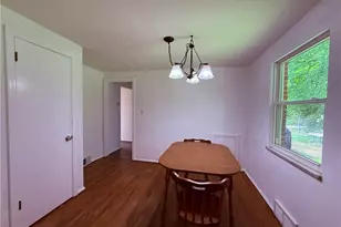 324 Dorothy Dr, Pittsburgh, PA 15235 - Photo 5