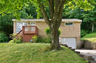 115 Elias Dr, Pittsburgh, PA 15235 - Photo 3