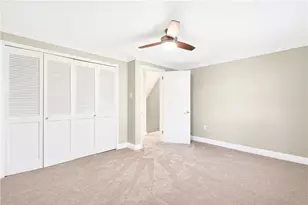 2545 Matterhorn Dr, Pittsburgh, PA 15090 - Photo 23