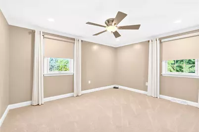 2545 Matterhorn Dr., Pittsburgh, PA 15090 - Photo 27