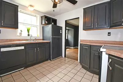 14 Laurel Village, Pittsburgh, PA 15202 - Photo 11