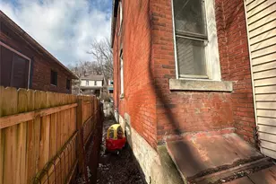 234 Renova St, Pittsburgh, PA 15207 - Photo 3