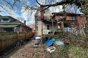 234 Renova St, Pittsburgh, PA 15207 - Photo 9