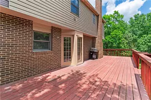 5848 Brian Dr, Bethel Park, PA 15102 - Photo 21