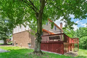 5848 Brian Dr, Bethel Park, PA 15102 - Photo 45
