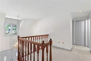 5848 Brian Dr, Bethel Park, PA 15102 - Photo 27