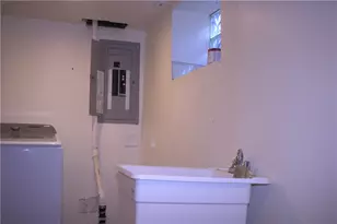 230 Broadway Dr, Pittsburgh, PA 15236 - Photo 27