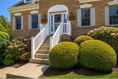306 Providence Dr, Marshall, PA 15090 - Photo 3