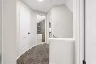 2062 Elmbrook Ln, Scott Township, PA 15243 - Photo 43