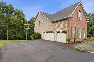 1429 Mystic Valley Dr, Pittsburgh, PA 15143 - Photo 39
