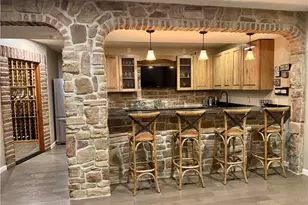 1817 Constitution Blvd, Adams Township, PA 16059 - Photo 29