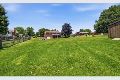 158 Westwood Manor, Twp of But NW, PA 16001 - Photo 33