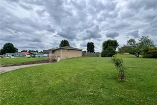 206 Clinton Dr, Sewickley Township, PA 15637 - Photo 5