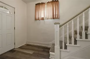 311 Sweetbriar St, Pittsburgh, PA 15211 - Photo 3