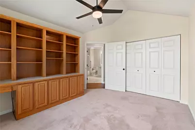 1701 Heather Heights Dr, Moon/Crescent Twp, PA 15046 - Photo 21