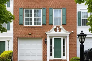48 Links Dr, Shenango Township, PA 16101 - Photo 1