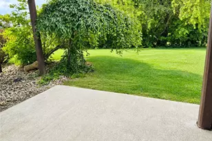 48 Links Dr, Shenango Township, PA 16101 - Photo 7