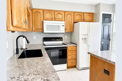 48 Links Dr, Shenango Township, PA 16101 - Photo 9