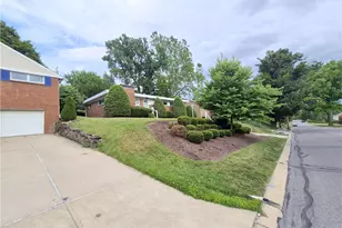 1247 Lakemont Dr, Pittsburgh, PA 15243 - Photo 35