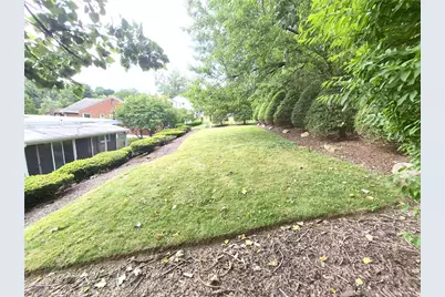 1247 Lakemont Drive, Pittsburgh, PA 15243 - Photo 27