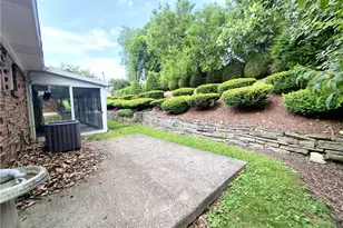 1247 Lakemont Dr, Pittsburgh, PA 15243 - Photo 25