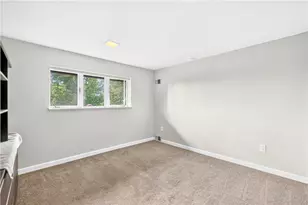 5112 Rosecrest Dr, Pittsburgh, PA 15201 - Photo 25