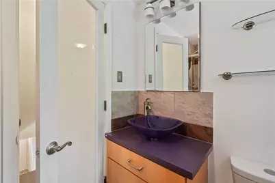 3931 Boulevard Dr, Pittsburgh, PA 15217 - Photo 17