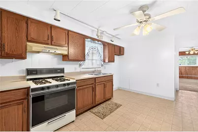 248 S Duffy Rd, Twp of But NW, PA 16001 - Photo 13