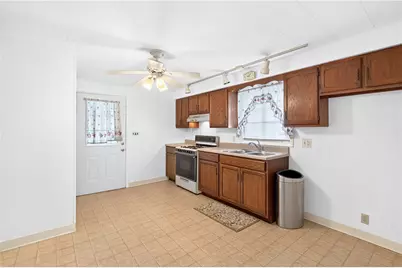 248 S Duffy Rd, Twp of But NW, PA 16001 - Photo 11