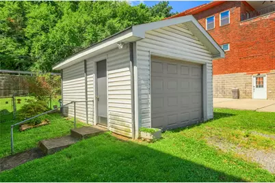 1550 Glenn Way, Stowe Township, PA 15136 - Photo 5