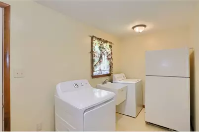 1550 Glenn Way, Stowe Township, PA 15136 - Photo 21