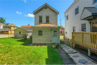 1550 Glenn Way, Stowe Township, PA 15136 - Photo 9
