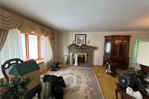 2203 Lindalan Dr, Elizabeth Twp/Boro, PA 15135 - Photo 9