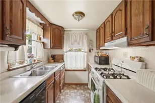 105 Summit Ave, Ohioville, PA 15059 - Photo 19