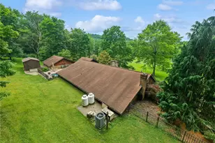 100 Lee Ln, Allegheny Township, PA 15656 - Photo 35
