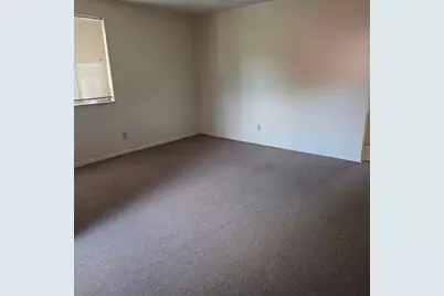 3 Fairlawn Blvd #Apt A, Zelienople, PA 16063 - Photo 5