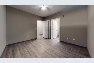 1450 Fifth Avenue #303, Pittsburgh, PA 15219 - Photo 9