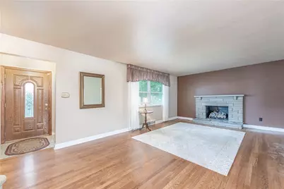 979 Crest Lane, Scott Township, PA 15106 - Photo 3