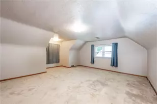 979 Crest Ln, Scott Township, PA 15106 - Photo 17