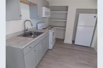 727 W Beaver #5, Zelienople, PA 16063 - Photo 1
