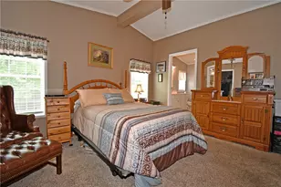 16 Northridge Cir, Robinson Twp, PA 15106 - Photo 15